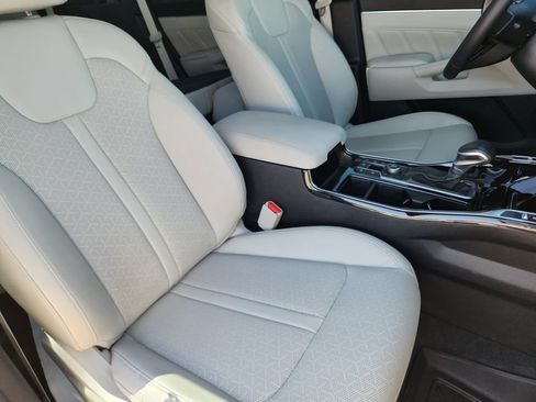 Certified 2023 Kia Sorento SX AWD/4WD image 13
