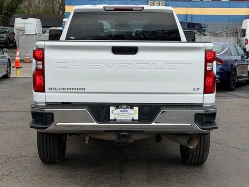 Used 2024 Chevrolet Silverado 2500 LT AWD/4WD image 7