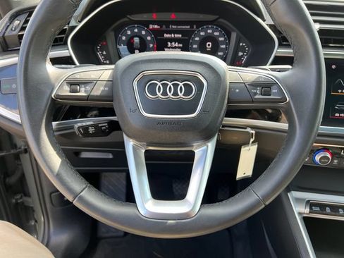 Used 2025 Audi Q3 2.0T Premium AWD/4WD image 19