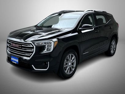 Used 2024 GMC Terrain SLT