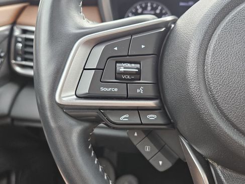 Used 2022 Subaru Outback Touring XT image 12