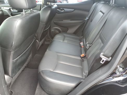 Used 2019 Nissan Rogue Sport SL AWD/4WD image 13