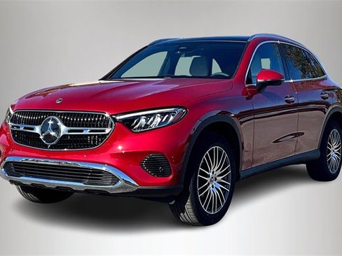 New 2026 Mercedes-Benz GLC 300 4MATIC image 2