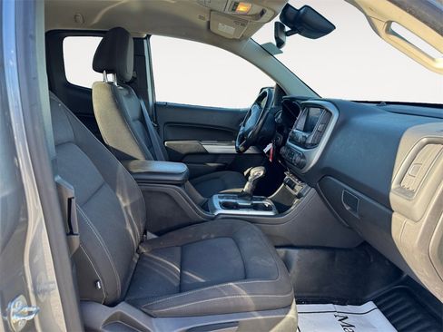 Used 2022 Chevrolet Colorado LT w/ Fleet Safety Package image 15