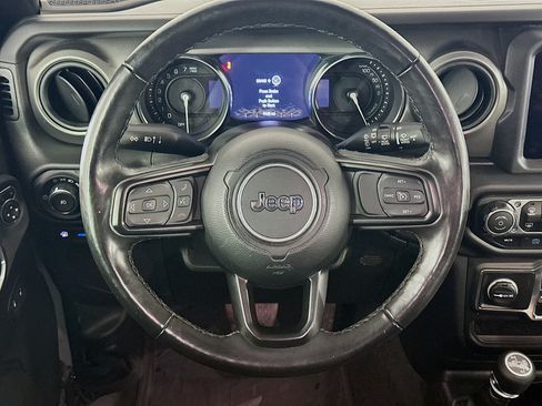 Used 2023 Jeep Wrangler Unlimited w/ Cold Weather Group AWD/4WD image 18