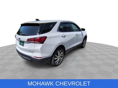 Certified 2024 Chevrolet Equinox LT AWD/4WD image 9