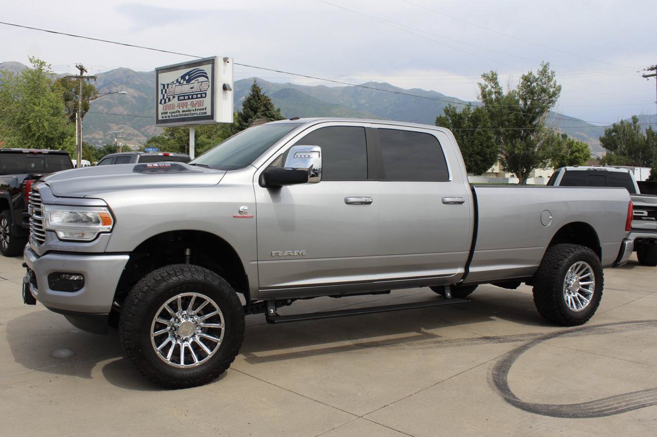 Used 2024 RAM 3500 Laramie w/ Sport Appearance Package AWD/4WD image 36