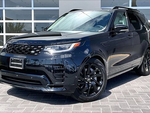 Used 2025 Land Rover Discovery Dynamic SE AWD/4WD image 1