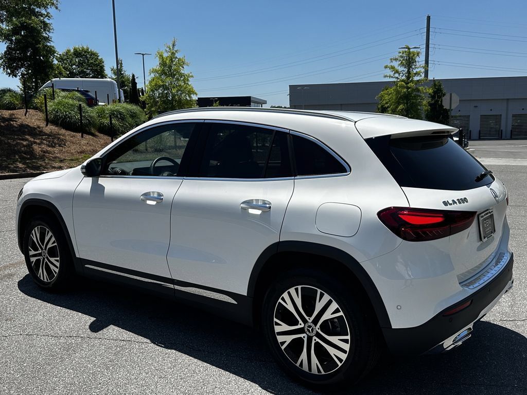 Certified 2025 Mercedes-Benz GLA 250 4MATIC image 6
