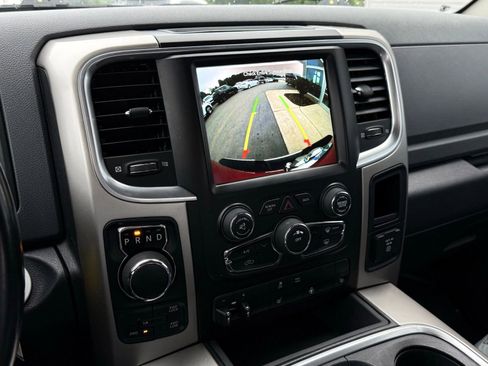Used 2018 RAM 1500 SLT AWD/4WD image 34