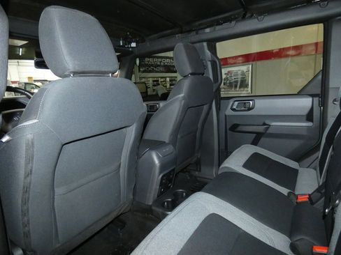 Used 2023 Ford Bronco Big Bend image 22