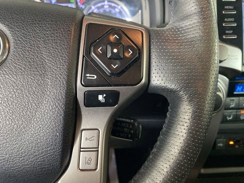 Used 2023 Toyota 4Runner Limited image 25