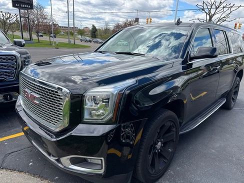 Used 2016 GMC Yukon XL SLE w/ Convenience Package AWD/4WD image 1
