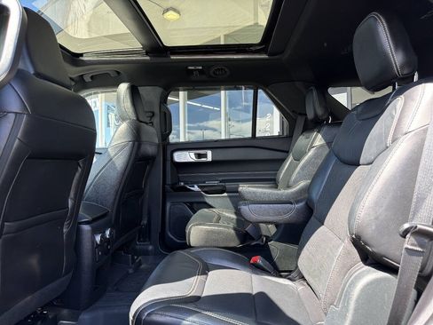 Used 2021 Ford Explorer ST w/ ST Street Pack AWD/4WD image 30