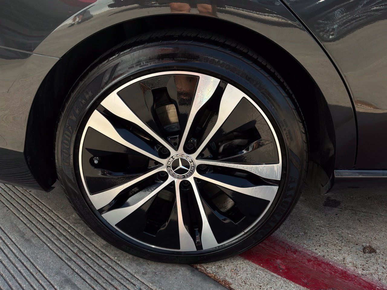 Used 2022 Mercedes-Benz C 300 Sedan image 9