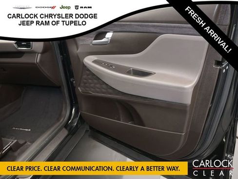 Used 2019 Hyundai Santa Fe SE image 36