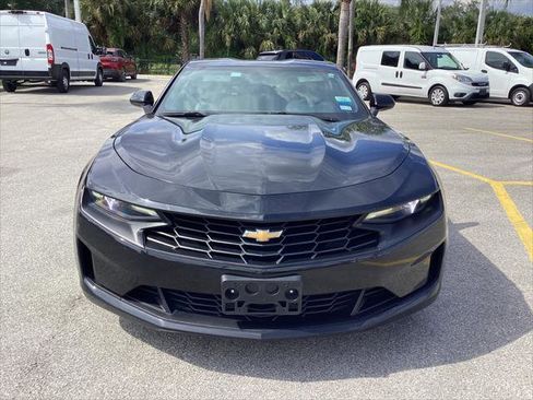 Used 2020 Chevrolet Camaro LT w/ Technology Package RWD image 3