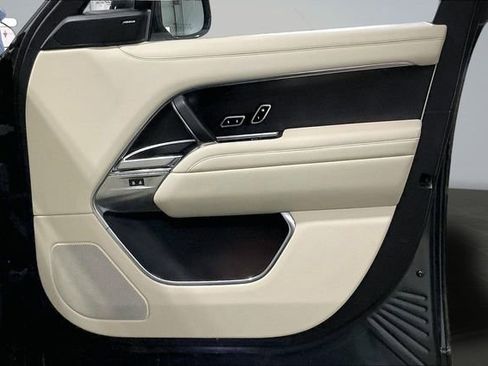 Used 2023 Land Rover Range Rover SE AWD/4WD image 24