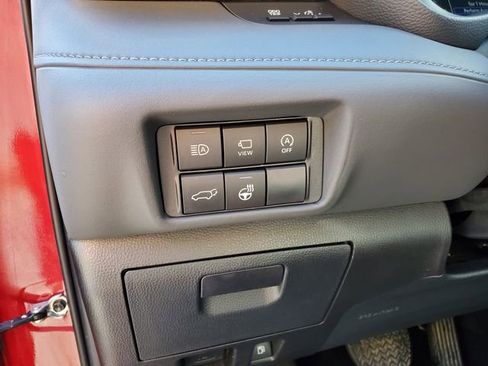 Used 2024 Toyota Highlander Platinum AWD/4WD image 22