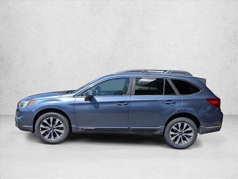 Used 2015 Subaru Outback 3.6R Limited AWD/4WD image 9