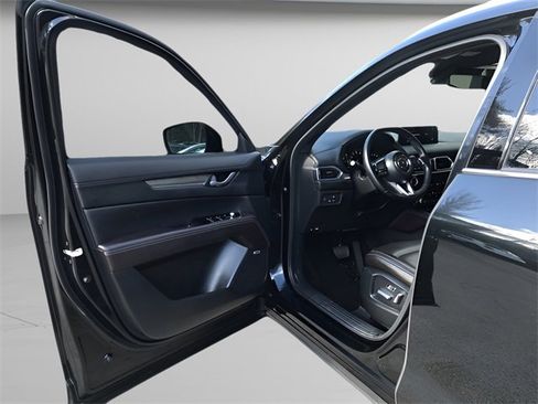 Used 2024 MAZDA CX-5 Signature image 15