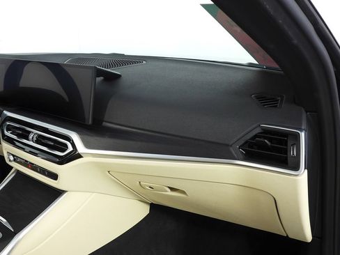 Used 2023 BMW i4 eDrive35 w/ Premium Package RWD image 14