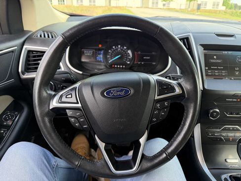 Used 2015 Ford Edge SEL w/ Equipment Group 201A AWD/4WD image 12