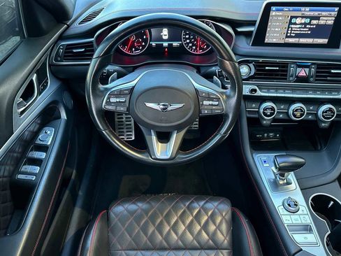 Used 2019 Genesis G70 2.0T Advanced w/ Sport Package image 17