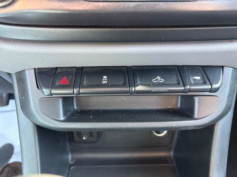 Used 2022 Chevrolet Colorado W/T w/ WT Convenience Package image 20