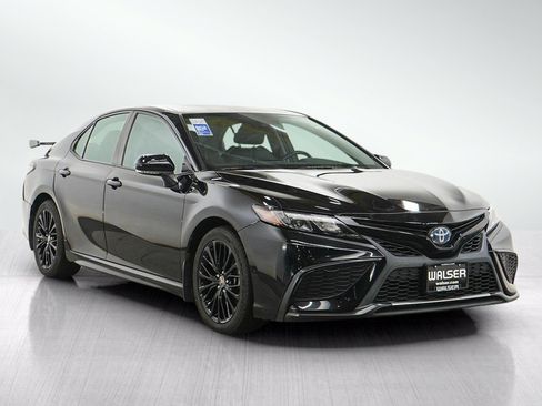 Used 2022 Toyota Camry SE FWD image 7