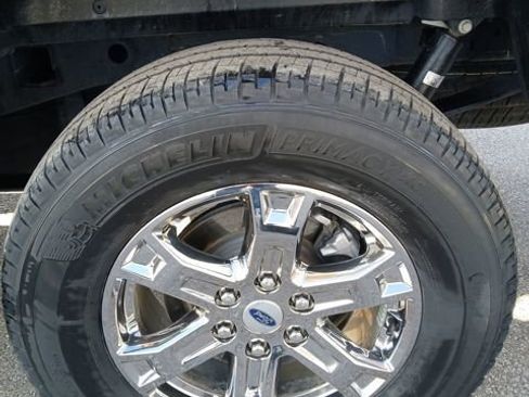 Certified 2022 Ford F150 XLT w/ Equipment Group 302A High image 18