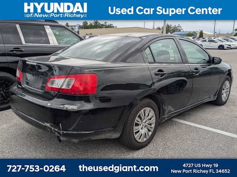 Used 2010 Mitsubishi Galant ES FWD image 2