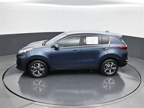Used 2022 Kia Sportage LX image 20