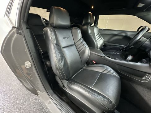 Used 2017 Dodge Challenger SRT w/ Technology Group image 27
