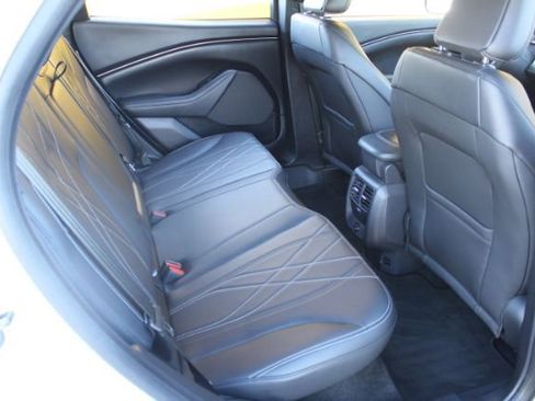 Used 2022 Ford Mustang Mach-E Select image 11