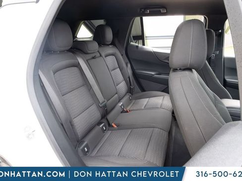 Used 2025 Chevrolet Equinox LT AWD/4WD image 17