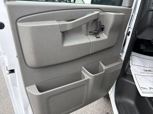 New 2026 GMC Savana 4500 w/ Power Convenience Package RWD image 11