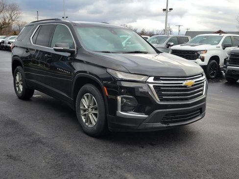Used 2023 Chevrolet Traverse LT w/ LPO, Floor Liner Package image 2