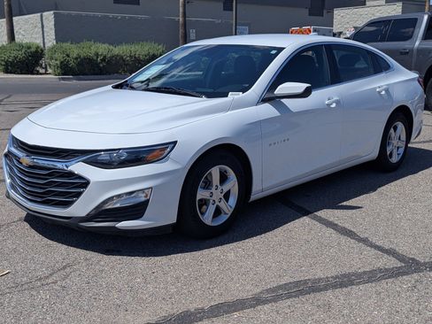 Used 2024 Chevrolet Malibu LT FWD image 5