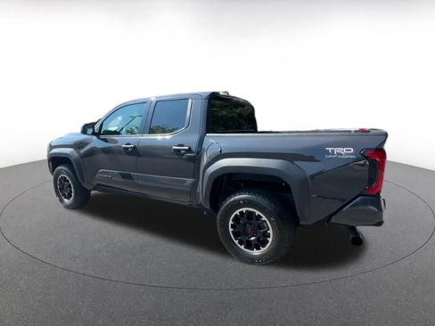 Used 2024 Toyota Tacoma TRD Off-Road AWD/4WD image 10