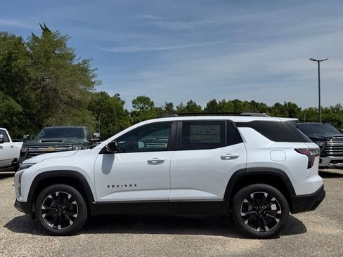 New 2026 Chevrolet Equinox RS w/ LPO, Floor Liner Package image 7