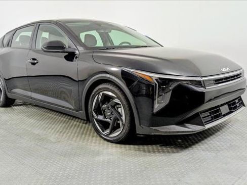 Used 2025 Kia K4 EX FWD image 9