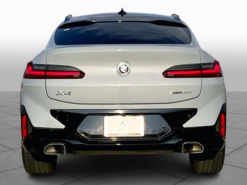 Used 2022 BMW X4 xDrive30i w/ M Sport Package 2 image 4