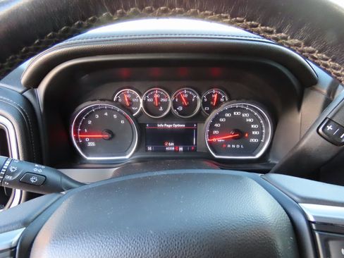 Used 2022 Chevrolet Silverado 2500 LTZ image 32