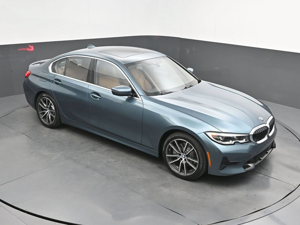 Used 2021 BMW 330i Sedan w/ Premium Package RWD image 40
