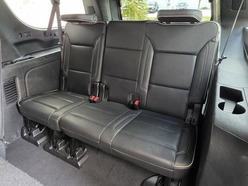 Used 2022 GMC Yukon XL SLT RWD image 14