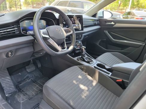 Used 2025 Volkswagen Jetta S FWD image 11
