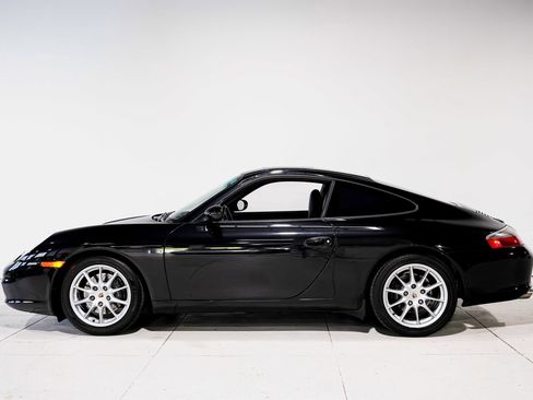 Used 2004 Porsche 911 Carrera RWD image 7