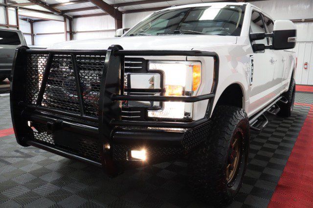 Used 2017 Ford F350 Lariat w/ Lariat Ultimate Package AWD/4WD image 23