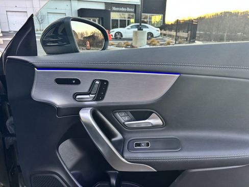 Used 2023 Mercedes-Benz CLA 250 4MATIC image 14